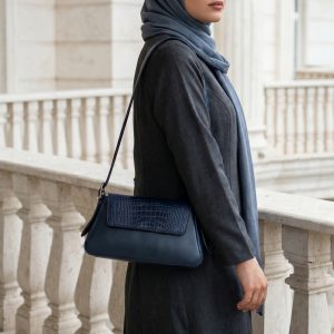 کیف زنانه چرم طبیعی مدل هلنا سرمه ای